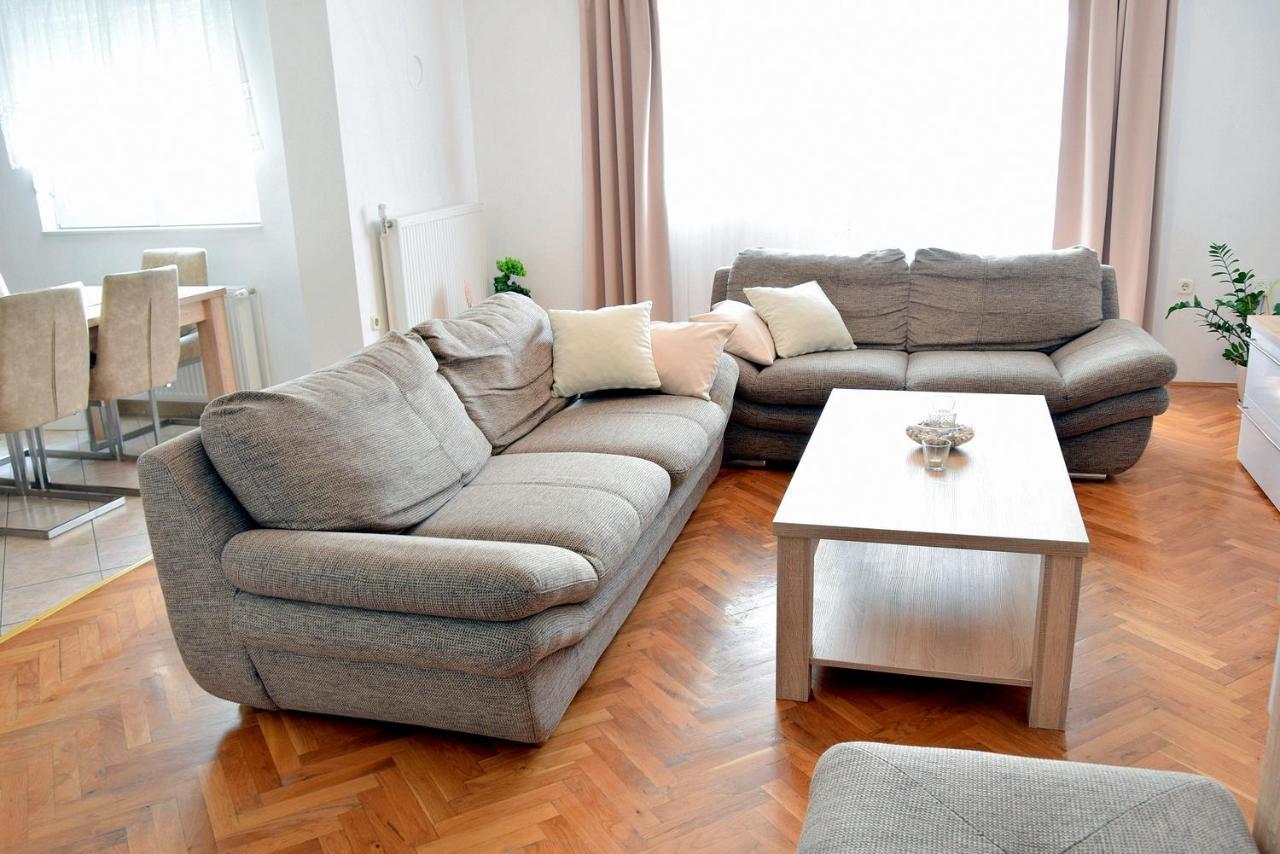 Palit Hills Superior Apartments Luaran gambar