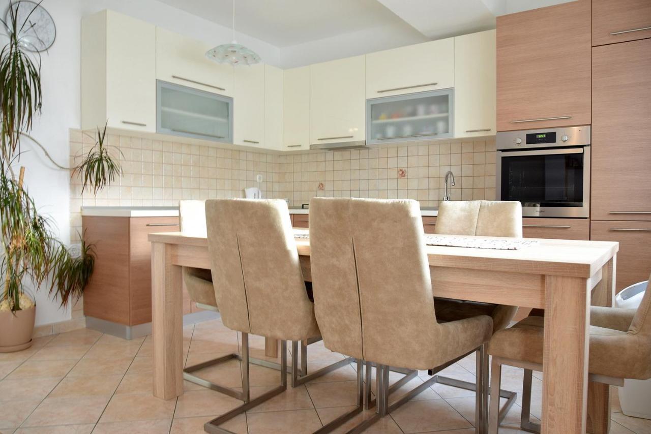 Palit Hills Superior Apartments Luaran gambar